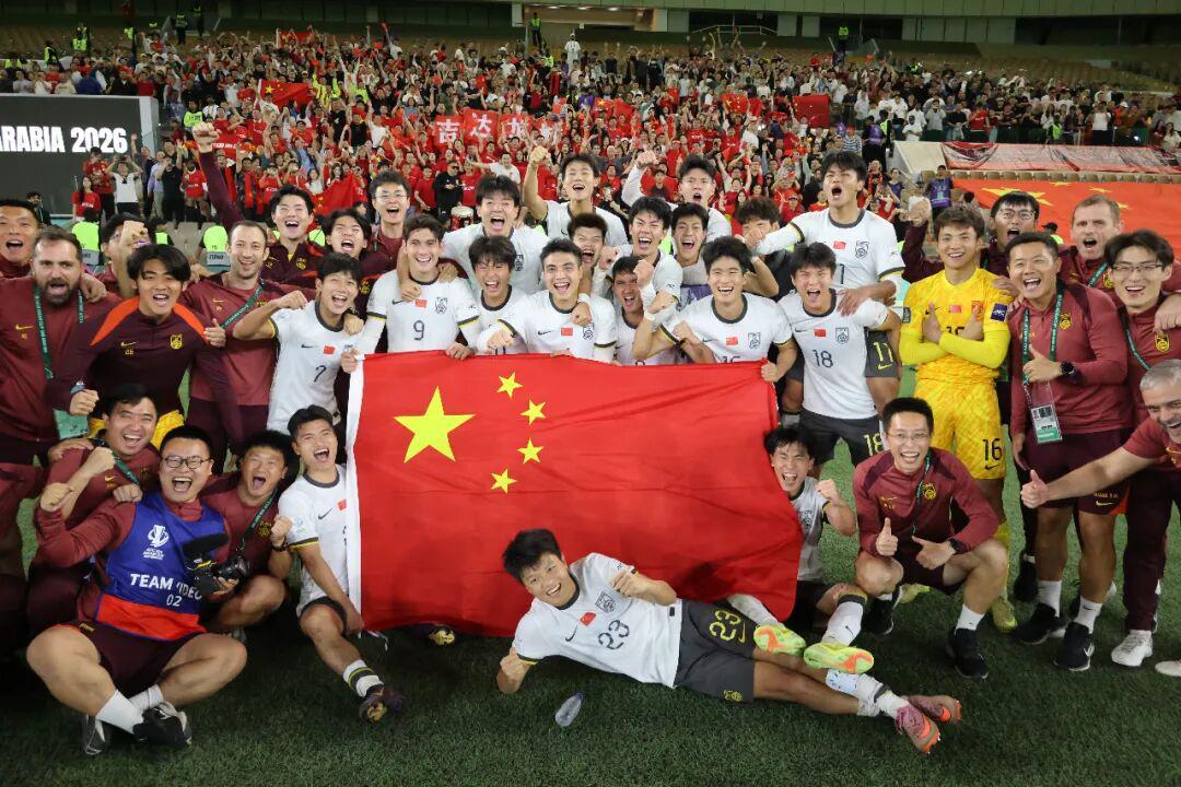 球速体育-决战！最锋利的矛VS最坚固的盾，国足明晚怎么踢？